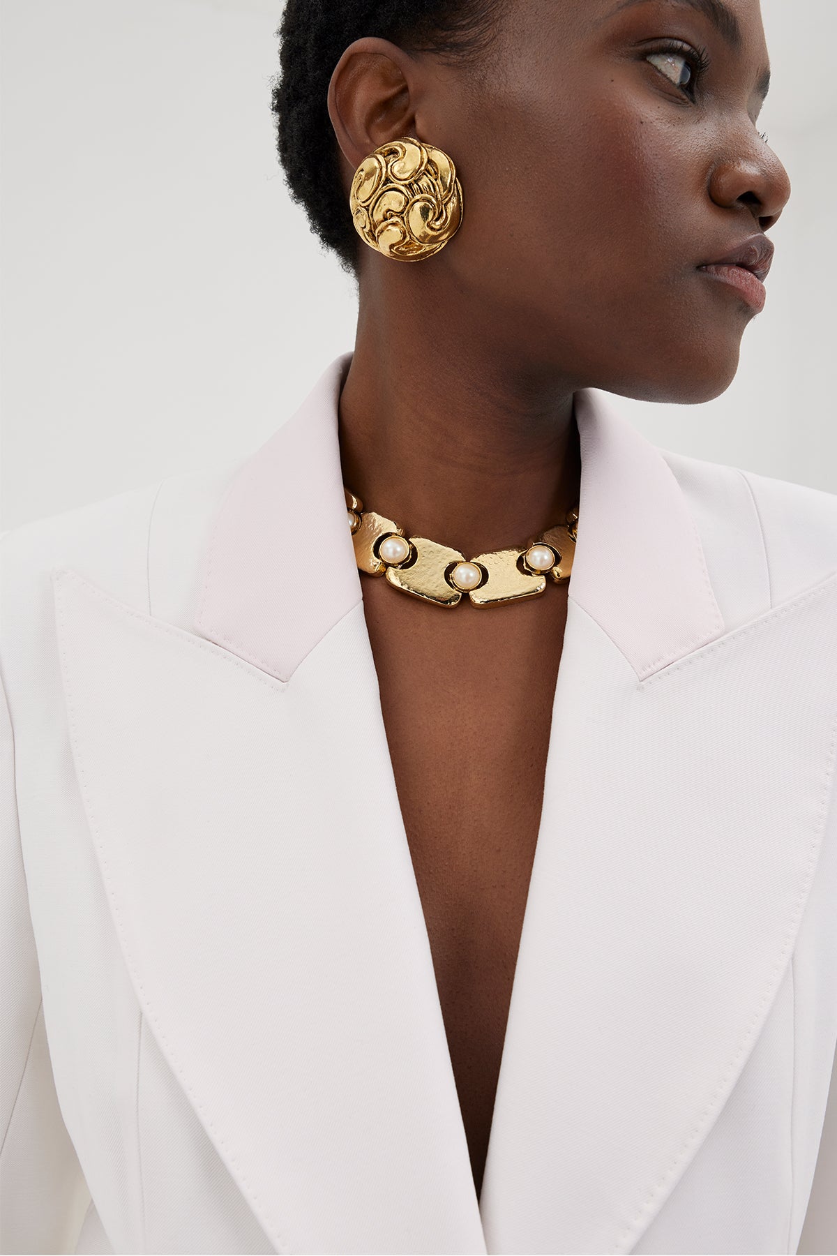 WHITE CRISP JACKET NO.139