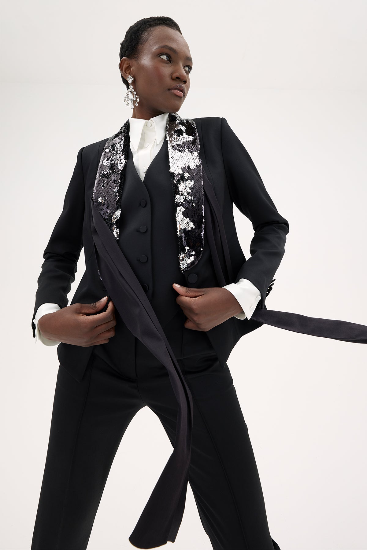 SEQUIN EMBELLISHED LAPEL TUXEDO