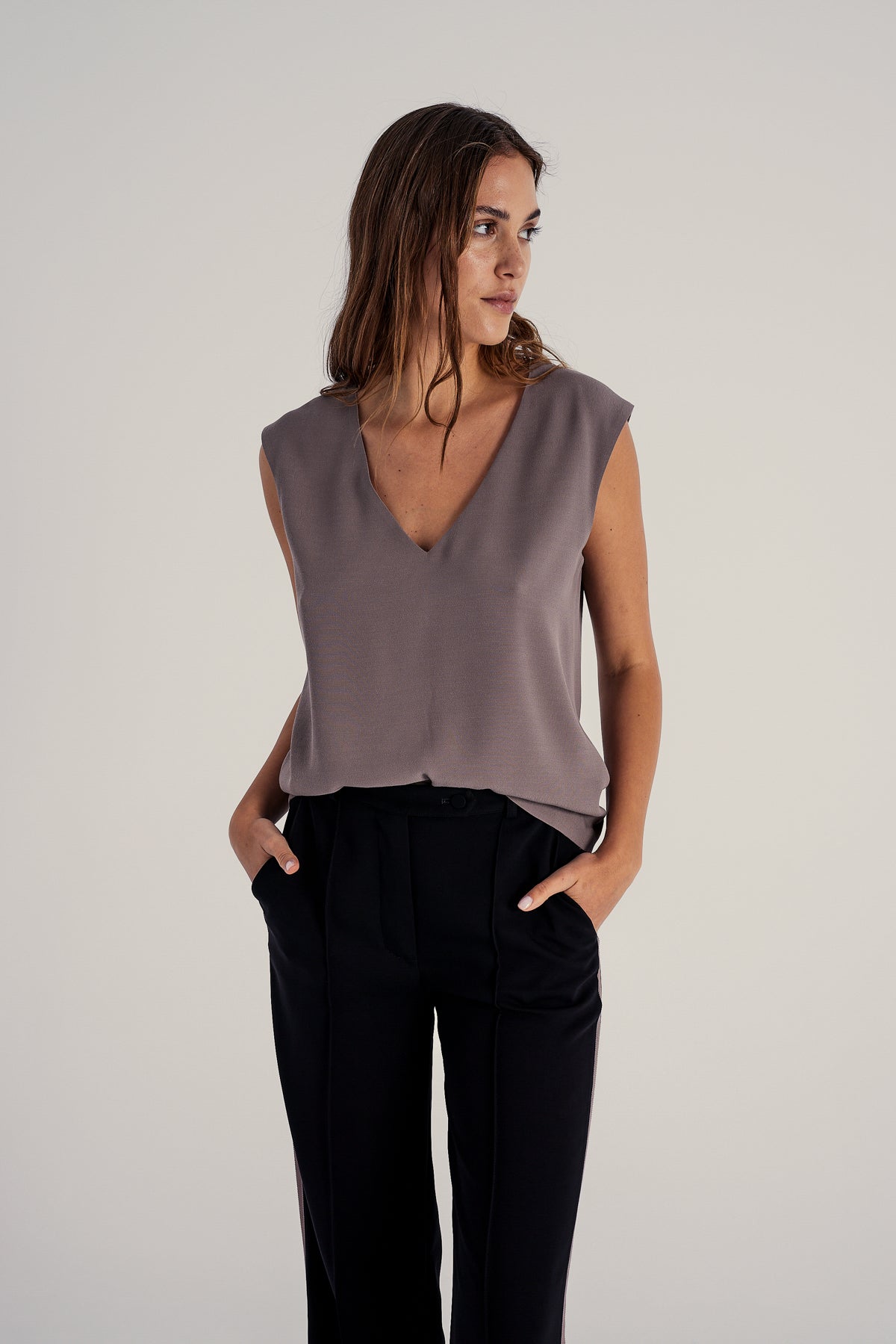 TAILORED TROUSERS B070